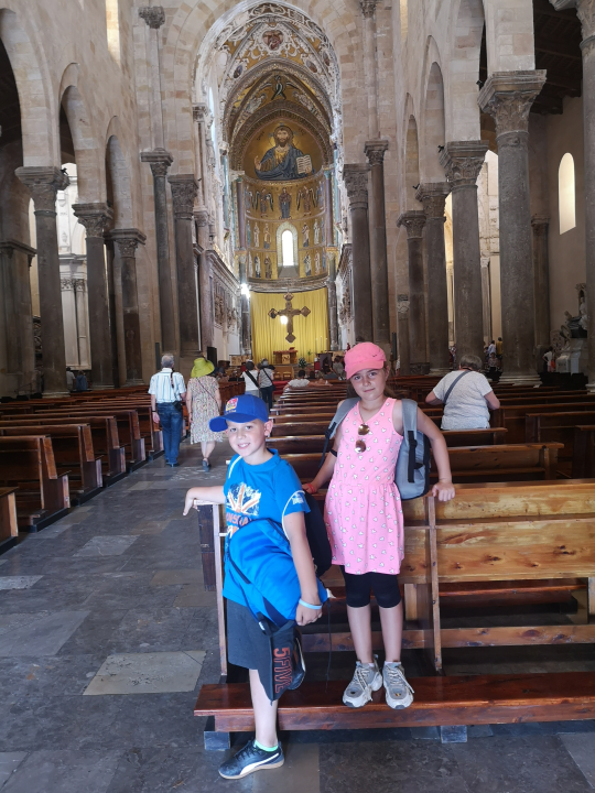 Drugaši iz Brodarice na Erasmusu na Siciliji: Keramičarske radionice, najveće kazalište u Italiji, Cefalù...