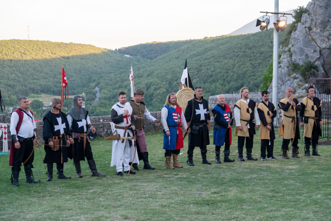 Svečani mimohod, radionice, mačevanje, vatreni show…: Završili ovogodišnji Zvonimirovi dani 