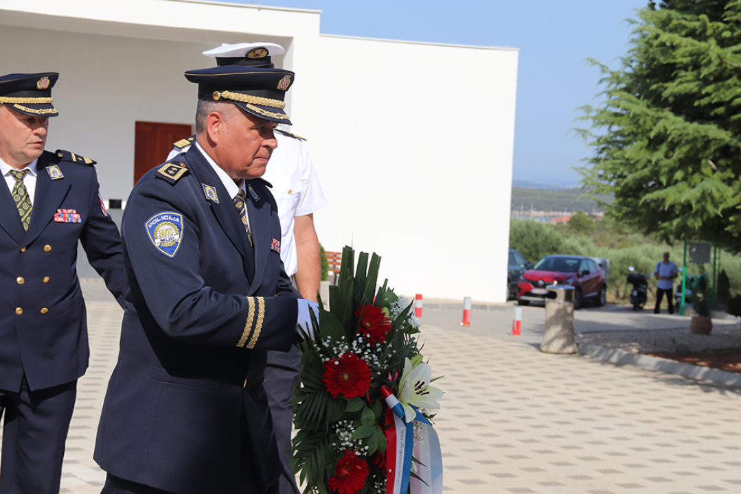 Polaganjem vijenaca na Kvanju obilježen Dan antifašističke borbe