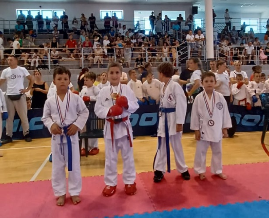 Karate klub Okit polusezonu završio turnirom na Krku