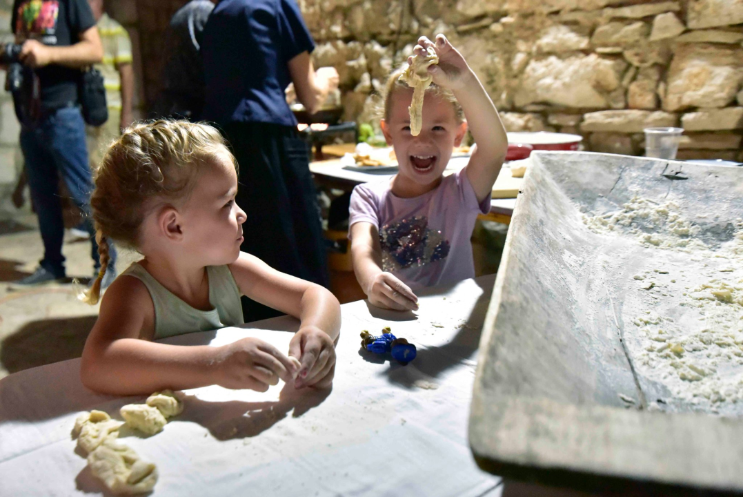 Betinjani pokazali kako su nekad izgledali kućanski poslovi i što se jelo