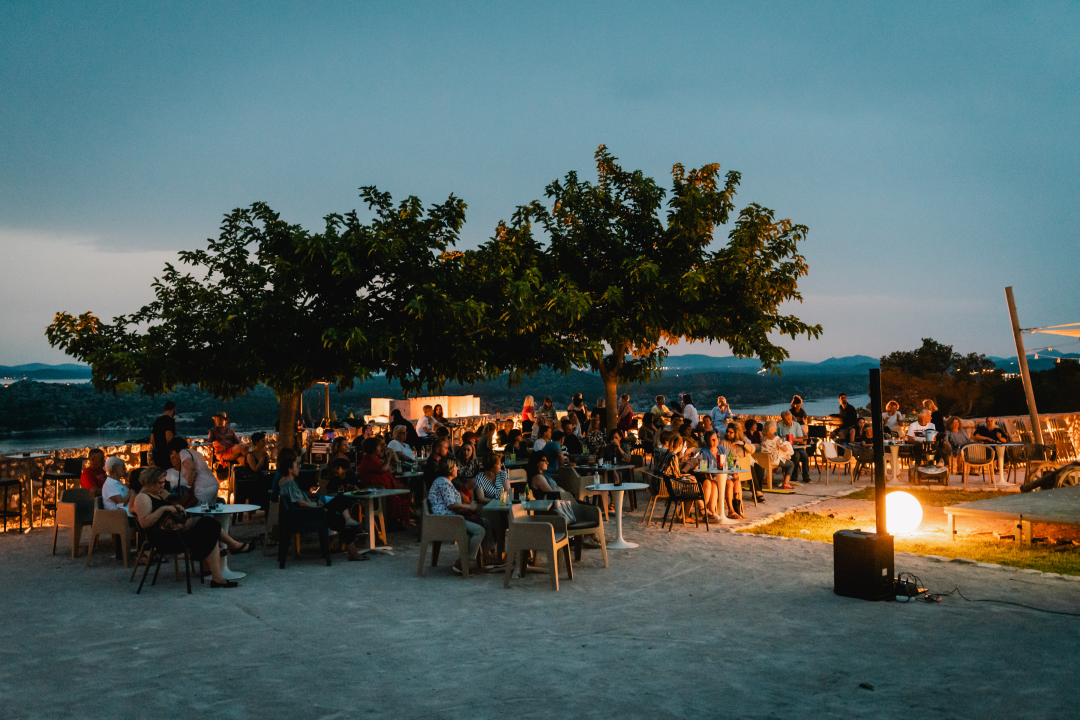Filmom Nine Violić otvoreno ljetno kino na Baroneu: 'Sjajno se osjećam sa šibenskom publikom' 