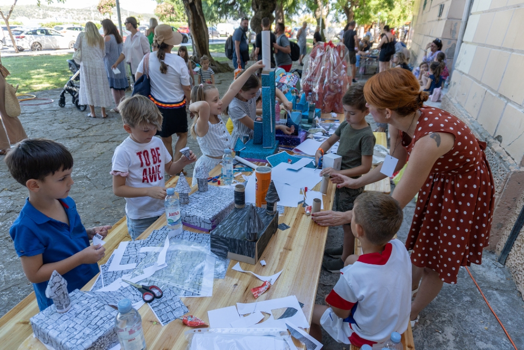 Sve samo ne mirna nedjelja u Šibeniku: U sklopu MDF-a danas od cirkusa do turnira