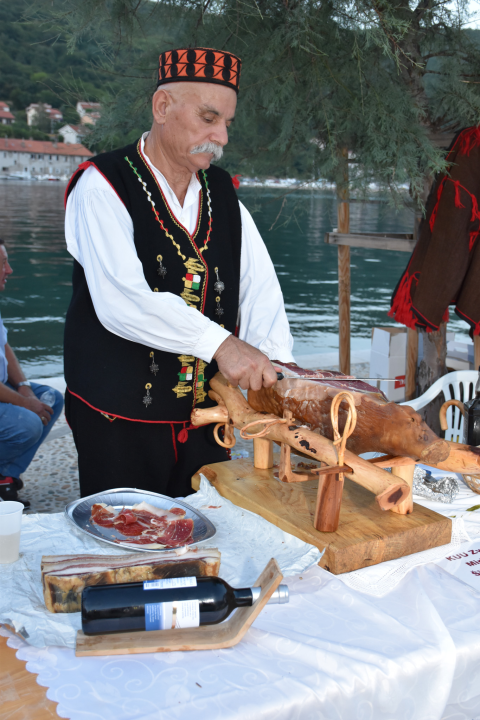 Zvona Zagore iz Mirlovića u Bakru: 'Otrgnimo od zaborava našu pismu i običaje'