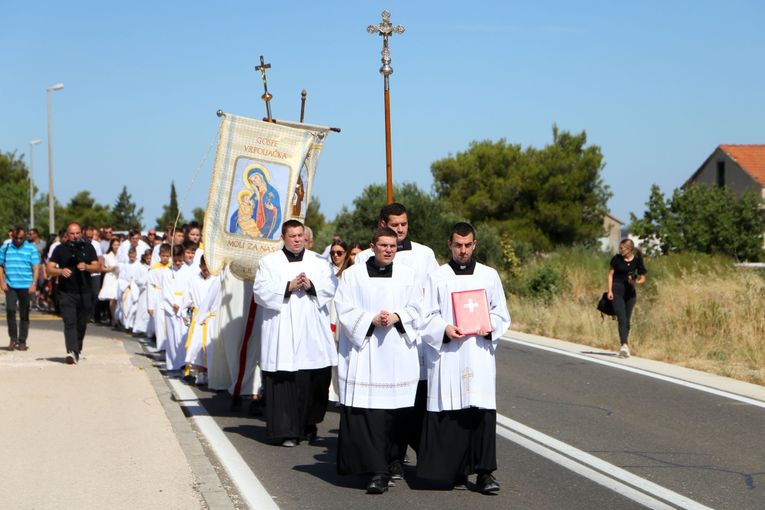 Don Ante Vrcić u Vrpolju proslavio mladu misu