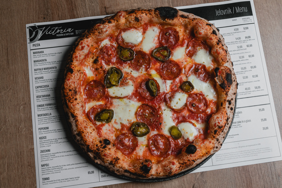 Isprobajte nova jela u ponudi pizzerije &amp; caffe bara Victoria! 