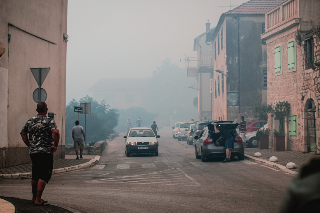 Fotogalerija koja otkriva razmjere plamenog užasa u Zatonu i Raslini