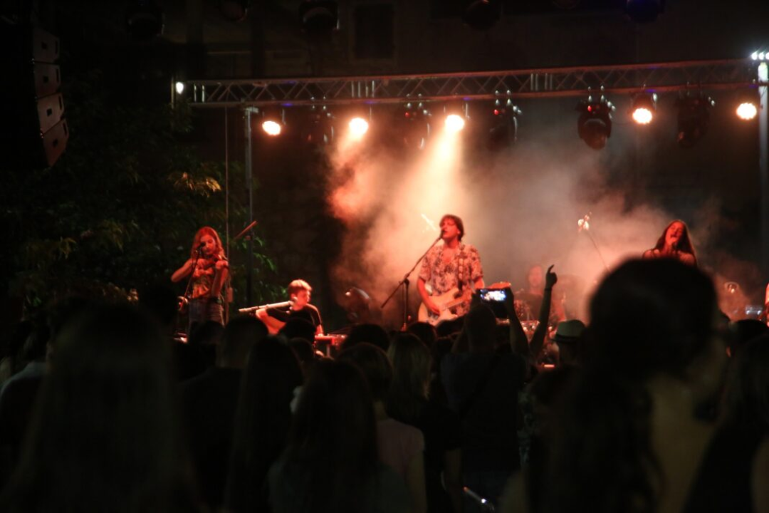 Silente je na Trgu na moru u Betini  napravio pravu feštu