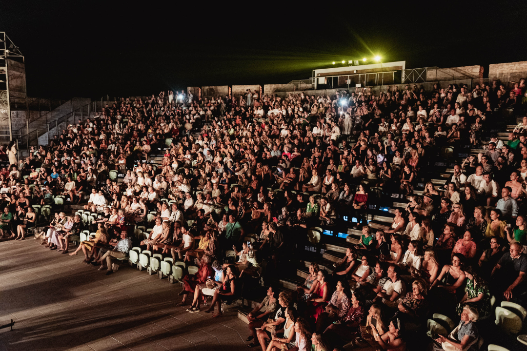 Najpoznatija skitnica na estradi nastupila na Mihovilu i oduševila publiku: 'Nisam se ovako sredila ni za vjenčanje'