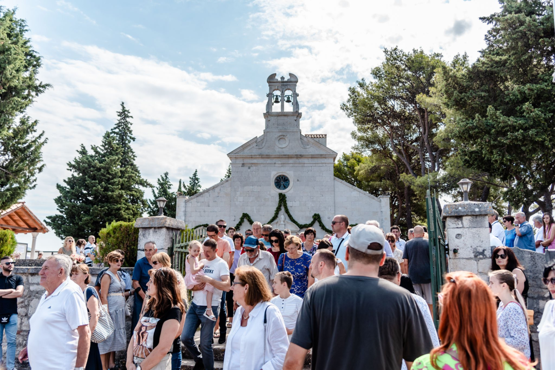 Održana i svečana procesija: Središnju misu predvodio šibenski biskup Tomislav Rogić