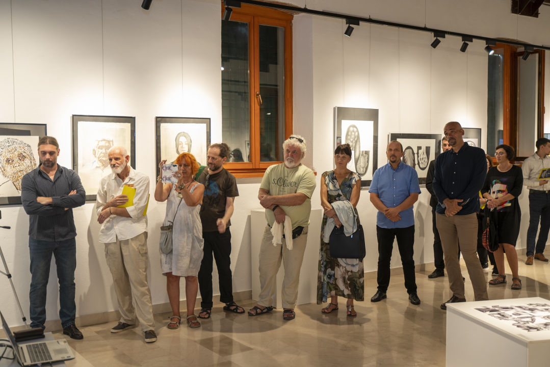 Svečano otvoren 1. Međunarodni trijenale portreta u Kninu