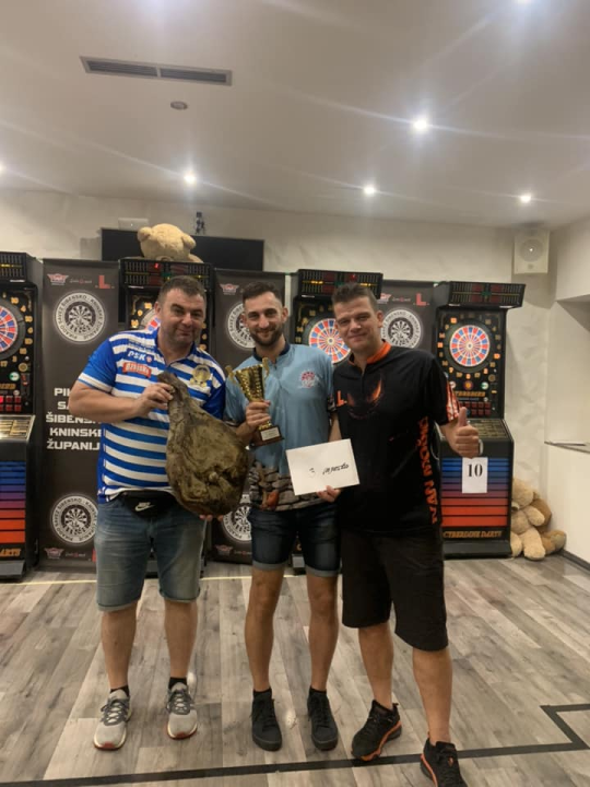 PRŠUT OPEN 2022.: Drniš je bio domaćin najvećeg pikado turnira u Hrvatskoj    