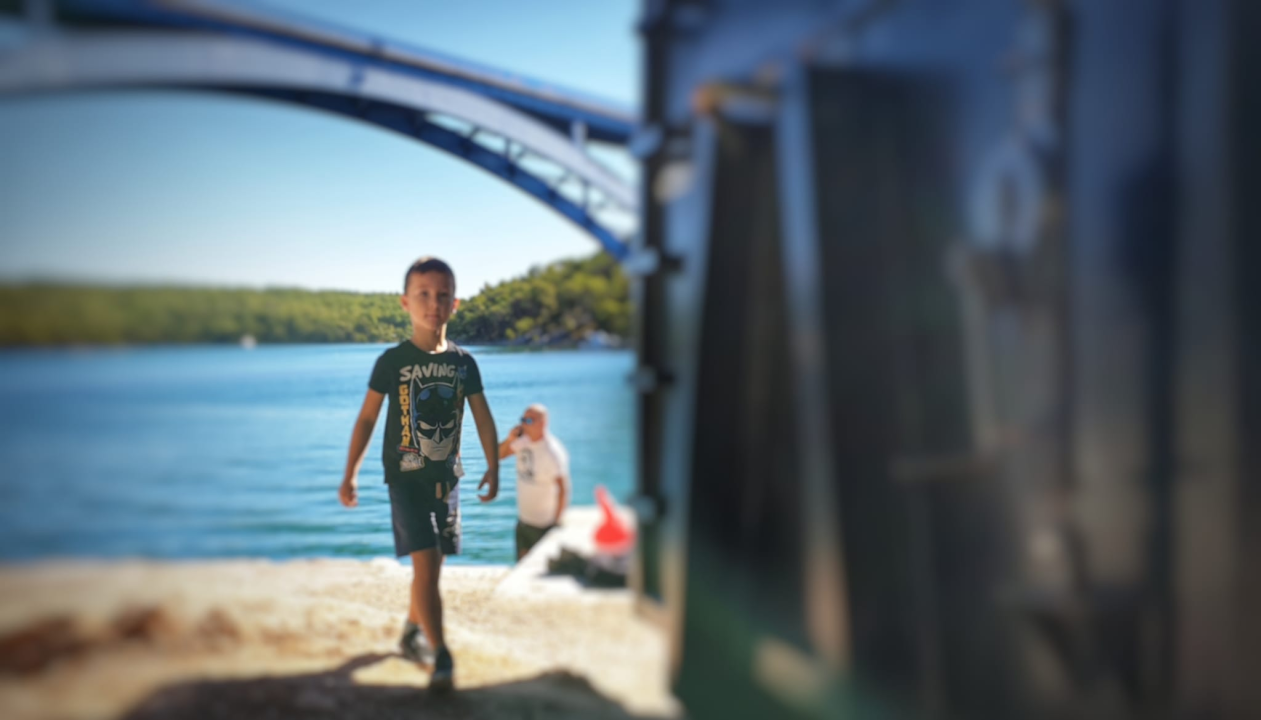 Volonteri i ronioci nedjelju proveli u akciji čišćenja  ispod Morinjskog mosta 