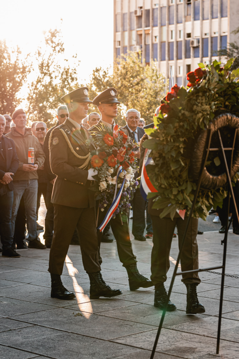Šibenčani komemoracijom na Baldekinu i mimohodom obilježili 31. obljetnicu Rujanskog rata