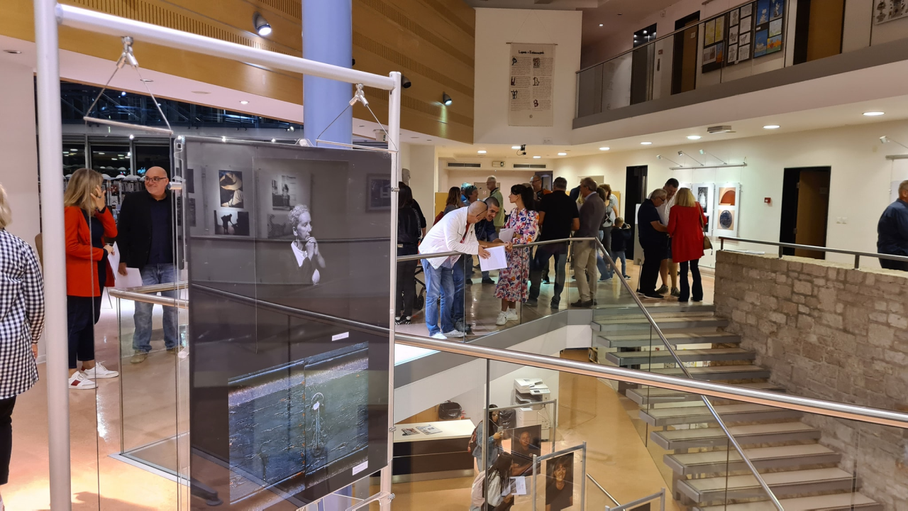 Fotografi su ove godine po gradu tražili detalje, a u knjižnici možete pogledati što su pronašli