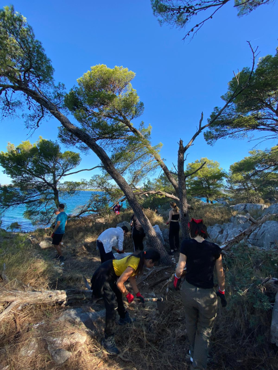 Island Extravaganza: Petnaest mladih međunarodnih volontera i ove godine stiglo na Murter