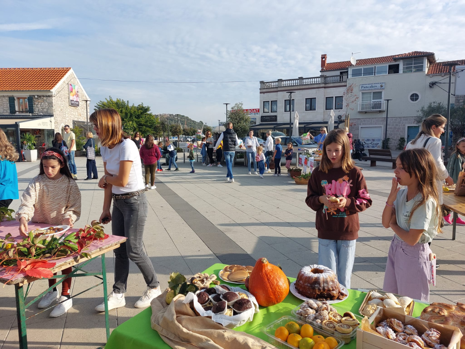 U Murteru održan tradicionalni mali sajam u povodu Dana kruha