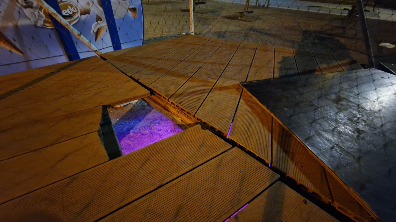 Pristup Banju kao Minesweeper: Treba izbjeći sve rupe kako bi se u komadu stiglo do plaže