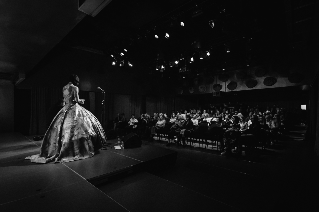 Vrećin glas, gitara i lutnja Edina Karamazova oduševili sinoć Šibenčane u Arsenu