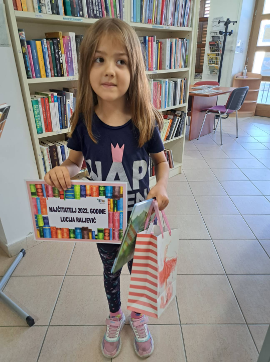 Tišnjanska knjižnica nagradila najvjernije čitatelje, najmlađi je dvogodišnji Borna