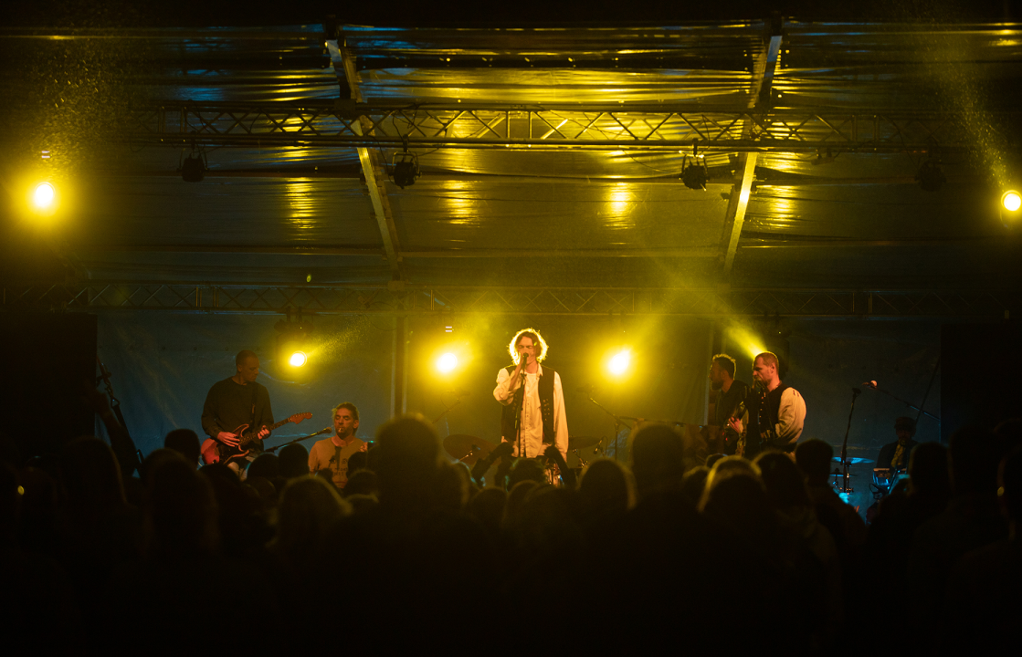 Pogledajte kako je sinoć bilo na Regiusu, večeras spektakl predvodi Jura Stublić