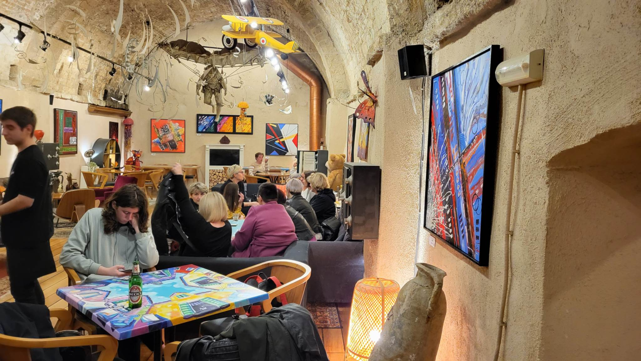 Otvorena izložba 'Boje Života' Stefana Pašare: 'Ako možeš razumjeti moju umjetnost onda možeš i mene' 