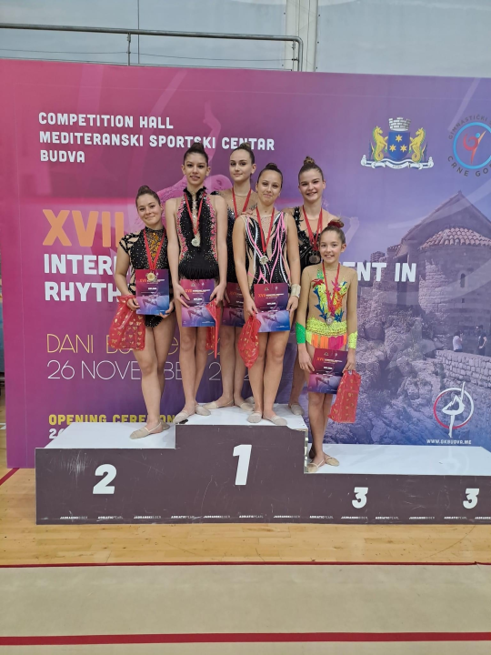 Gimnastičarke 'Šibenik-Dalmacije' zablistale u Budvi: Osvojile osam medalja