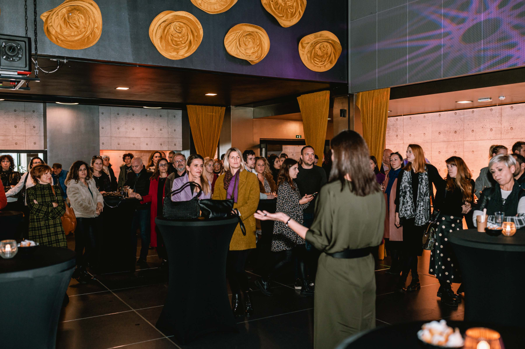 U Kući umjetnosti Arsen božićno druženje Tvrđave kulture: VR igre zaigrao i gradonačelnik!