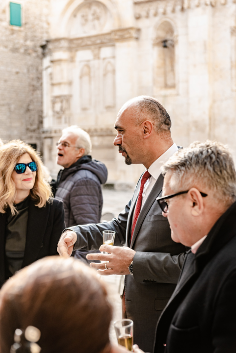 Burić i Jelić pozvali novinare na domjenak, župan doznao da je postao djed!