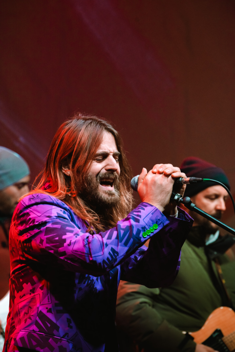 Absolut Beginners Bowijevim hitovima rasplesali Adventuriste