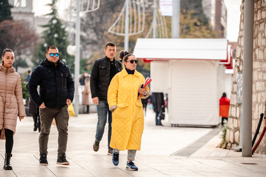 Šibenčani iskoristili malo lijepog vremena i prošetali zanimljive modne kombinacije!