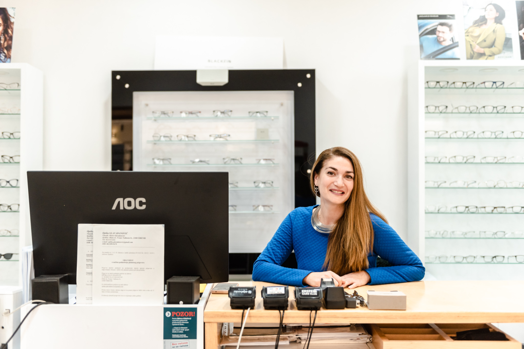 Zablistajte s novim naočalama Optike Glavadanović!  