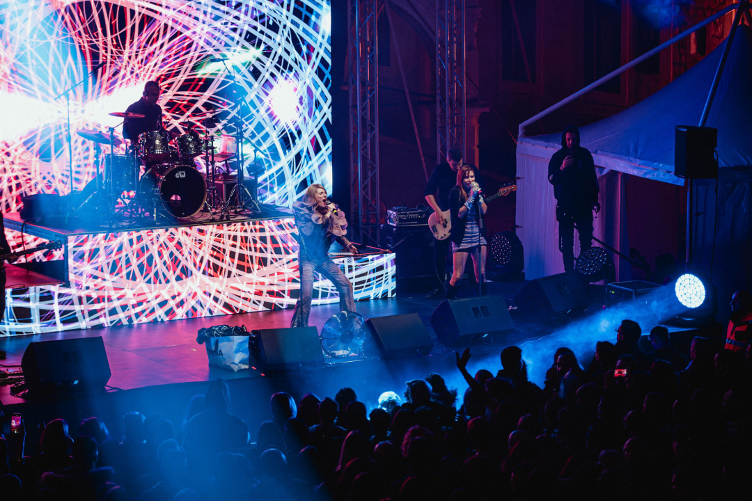 Kraljica rasplesala Šibenik: Róisín Murphy oduševila i one koji su je gledali samo na ekranu ispred Azimuta