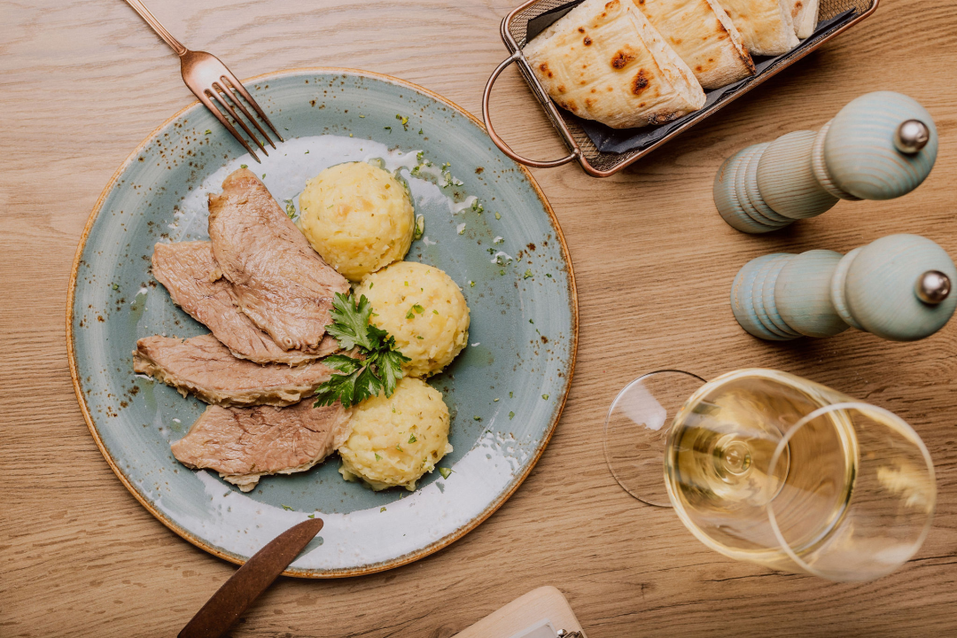 'Kod starog' uživajte u vrhunskim jelima u najboljem ambijentu! 