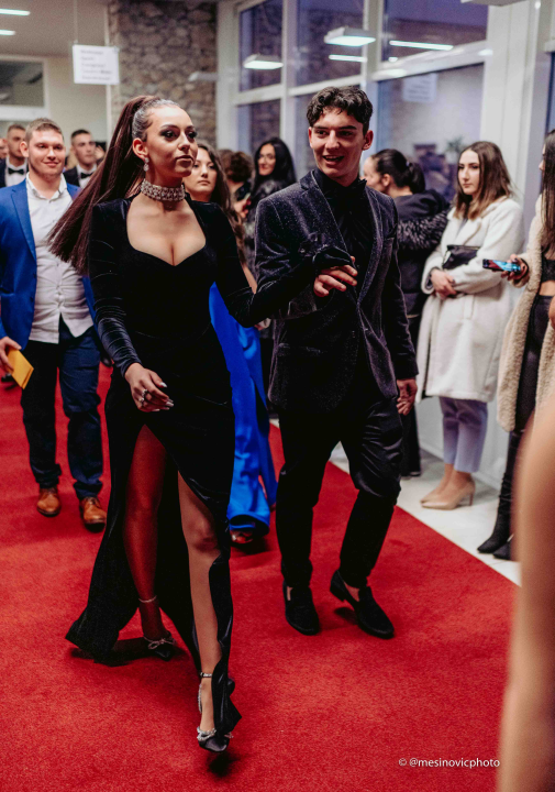 Zavirite na blještavi maturalni ples Turističko-ugostiteljske škole Šibenik (2)