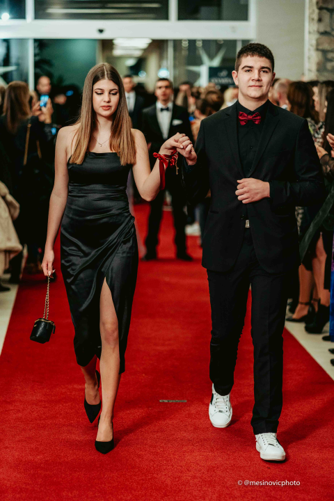 Gimnazijalci zasjali u večeri koju će pamtiti do kraja života! (1.dio)