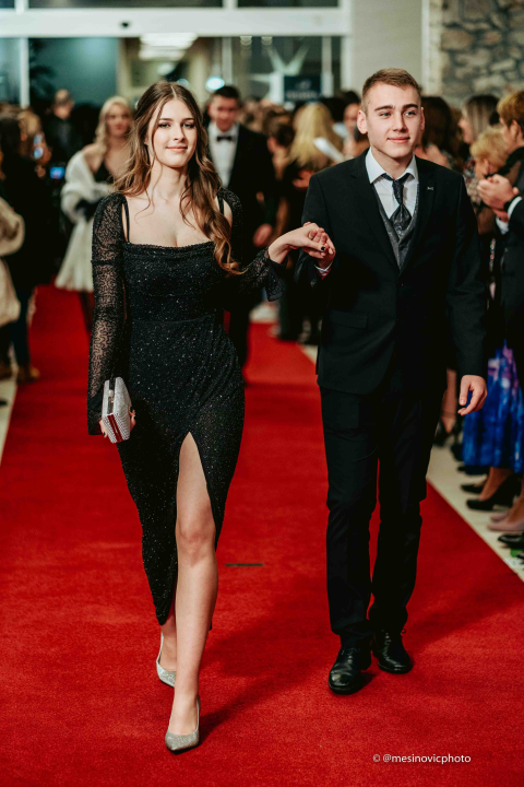 Gimnazijalci zasjali u večeri koju će pamtiti do kraja života! (1.dio)