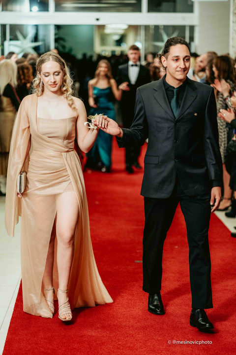 Gimnazijalci zasjali u večeri koju će pamtiti do kraja života! (2.dio)