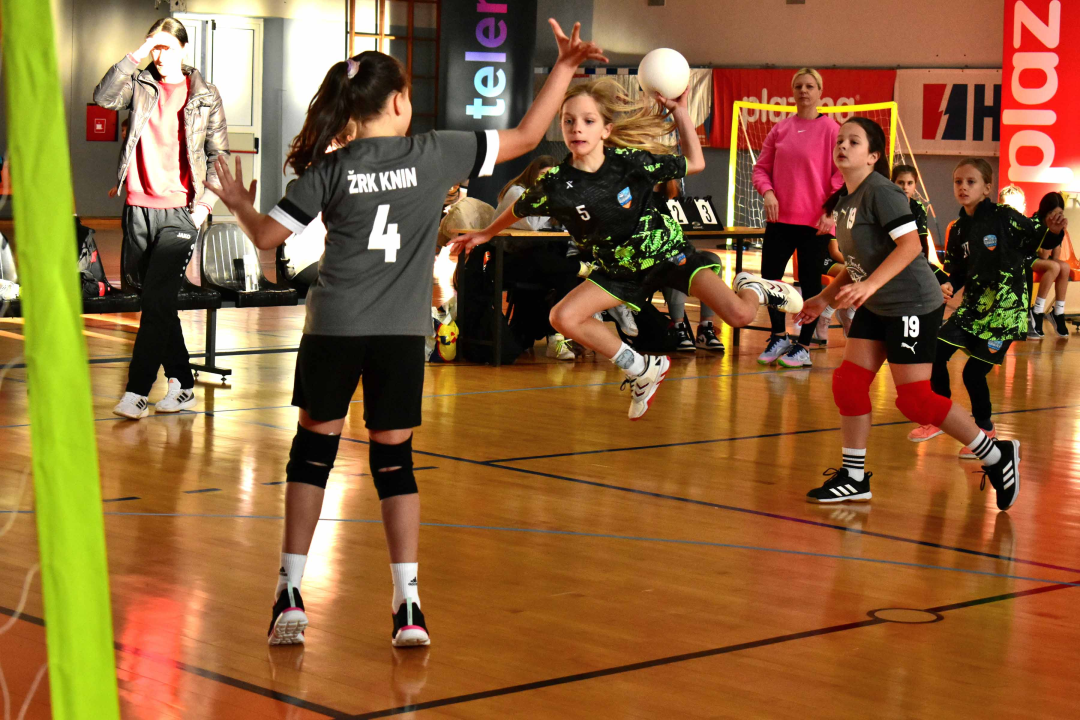 Sportske igre mladih na Baldekinu, odigran turnir u mini rukometu