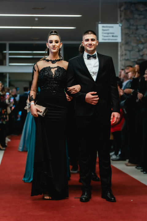 Pogledajte glamurozna izdanja maturanata Medicinske škole (1. dio)