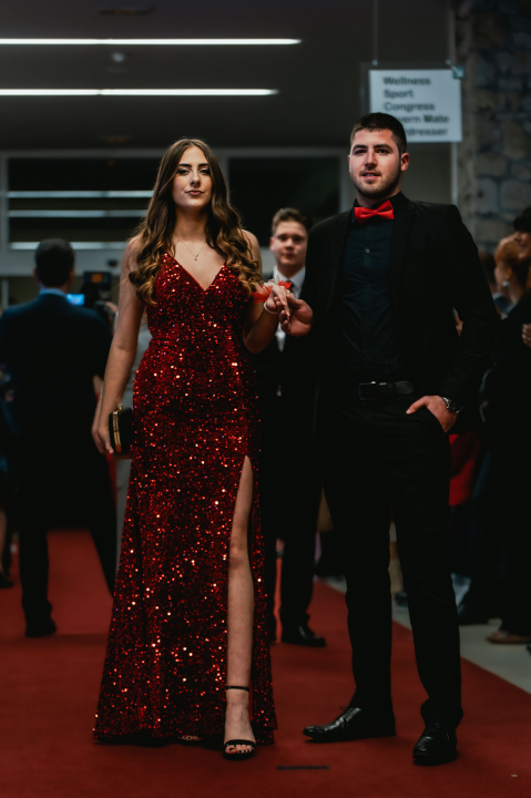 Pogledajte glamurozna izdanja maturanata Medicinske škole (2. dio)