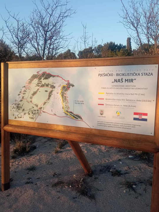 Jedni čiste, drugi zagađuju: Hrpe smeća, šute, namještaja i guma i dalje se gomilaju po šibenskim kvartovima