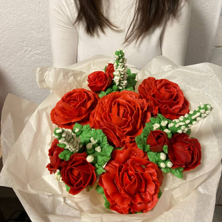 Suzzana je dom pronašla u Tisnom, a mnogi se iznenade kad shvate što su zapravo njezini buketi