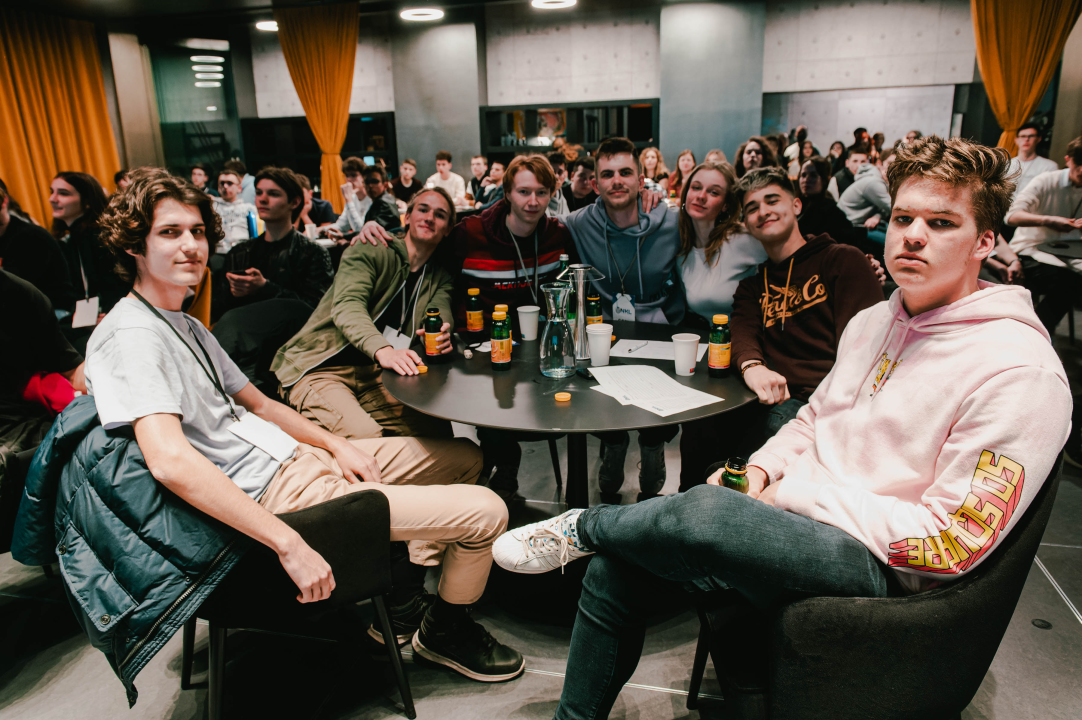 Šibenčani pobjednici Nacionalne kviz lige srednjoškolaca, iza sebe ostavili 900 učenika iz 45 škola