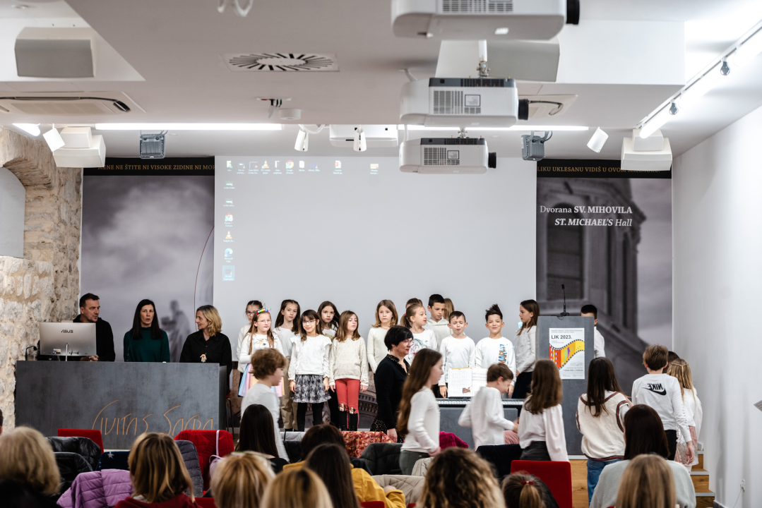 Učenica OŠ Petra Krešimira IV. Helena Vidović osvojila prvo mjesto na Županijskom natjecanju u stop-animaciji    