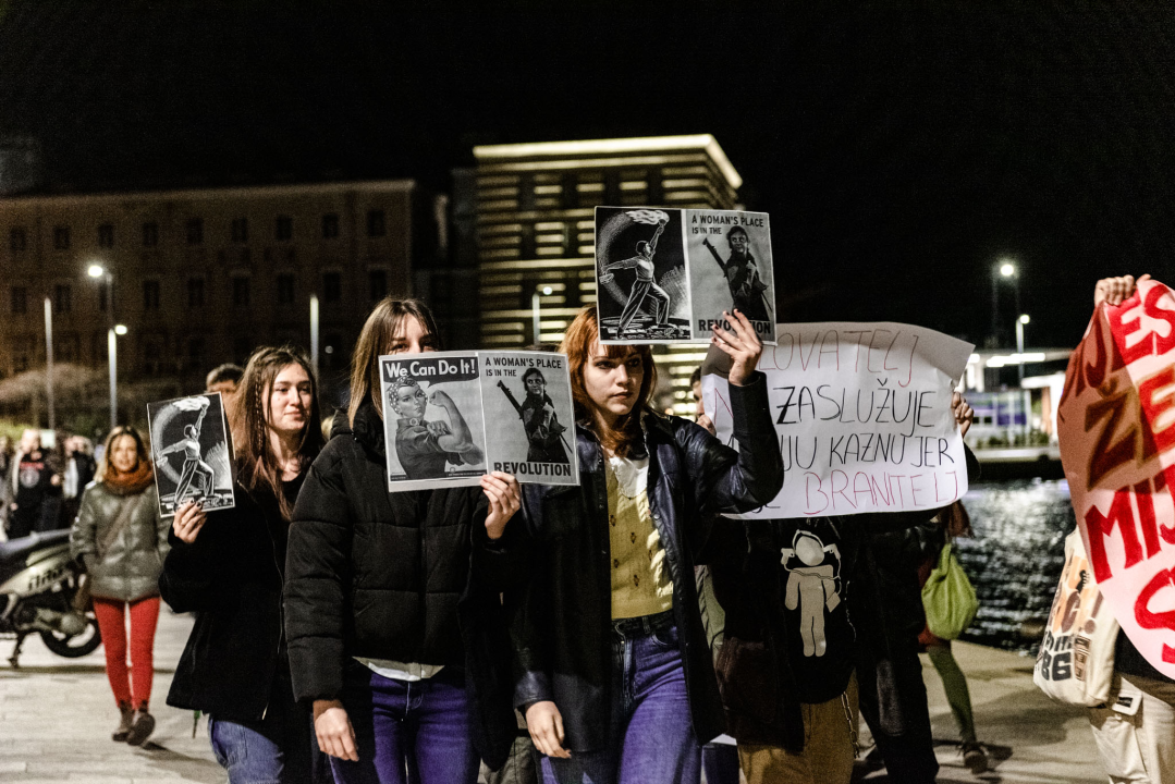 Marš u Šibeniku u povodu Dana žena:  'Dali smo javne prostore pred bolnicama za javni linč žena'