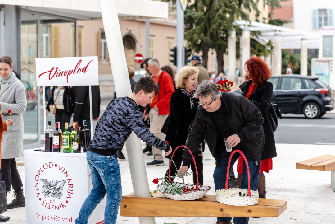 U povodu Međunarodnog dana žena na Poljani prava zabava za Šibenčanke 