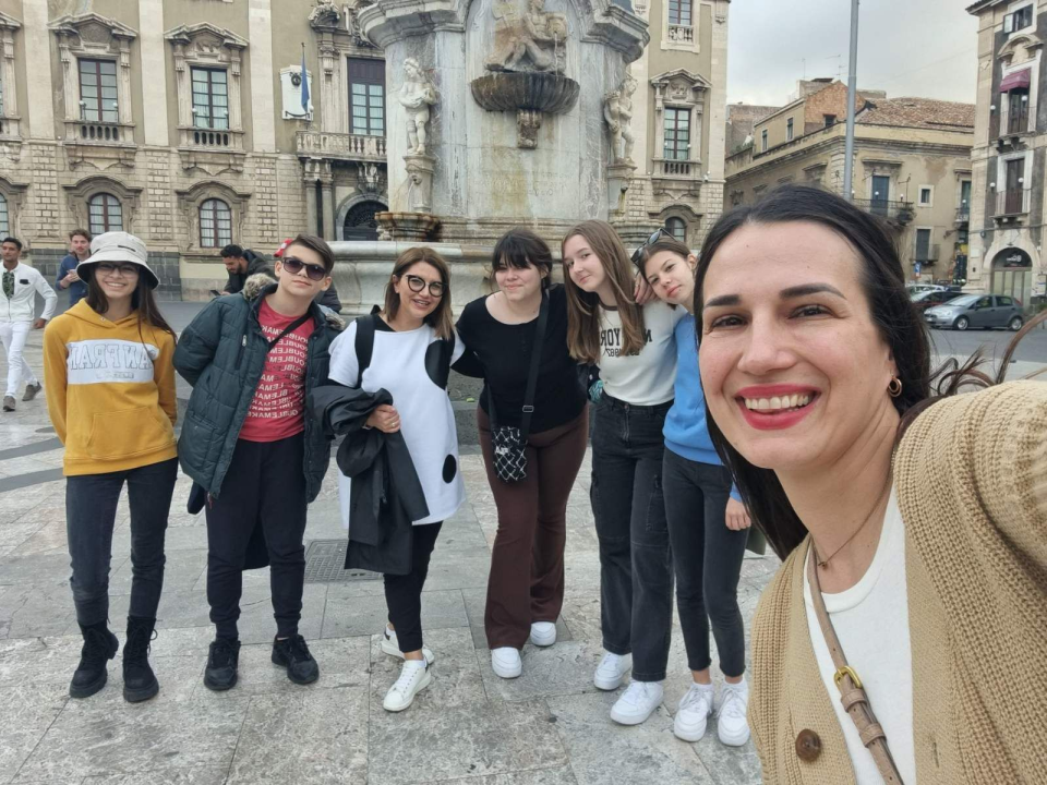 Učenici OŠ Meterize na Siciliji: Učili o važnosti očuvanja voda, oduševile ih Etna i Taormina