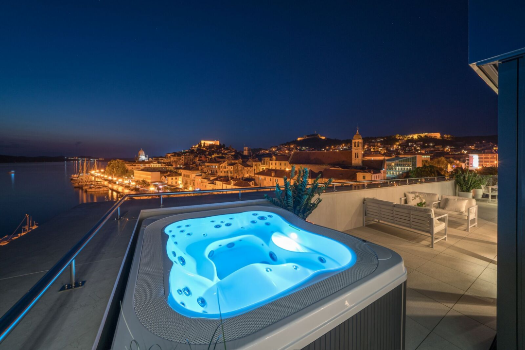 Opustite se u prekrasnom wellness centru hotela Bellevue!