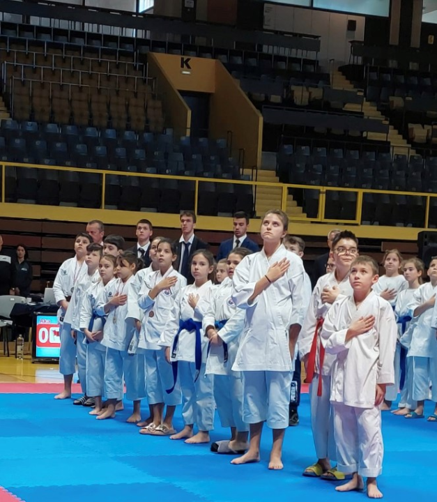 Članovi Karate kluba Osvita vratili se iz Splita s rekordnih 16 medalja!